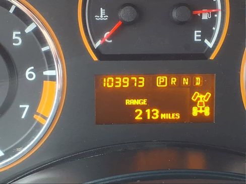 Used 2015 Nissan Armada Platinum w/ 2nd Row Captain Seat Package image 24