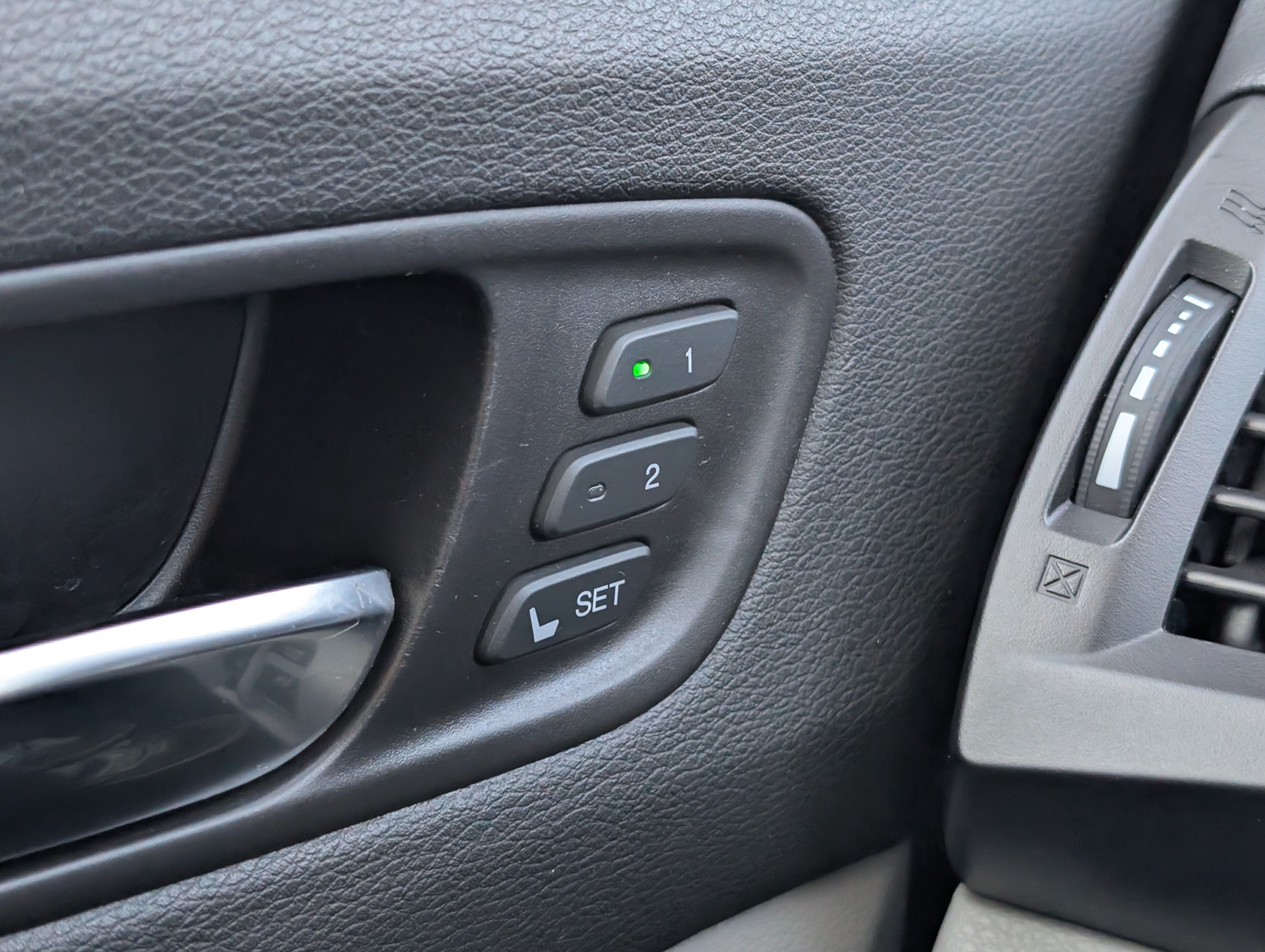 Certified 2019 Acura MDX FWD image 27
