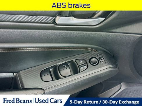 Used 2020 Nissan Altima 2.5 SR w/ Premium Package image 22