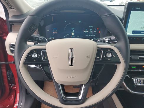 New 2026 Lincoln Corsair Reserve w/ Jet Appearance Package image 16