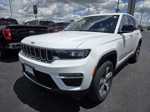 Used 2022 Jeep Grand Cherokee Limited 4xe AWD/4WD image 4