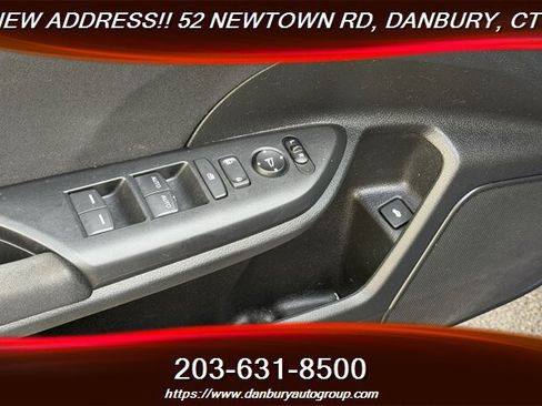 Used 2018 Honda Civic EX image 10