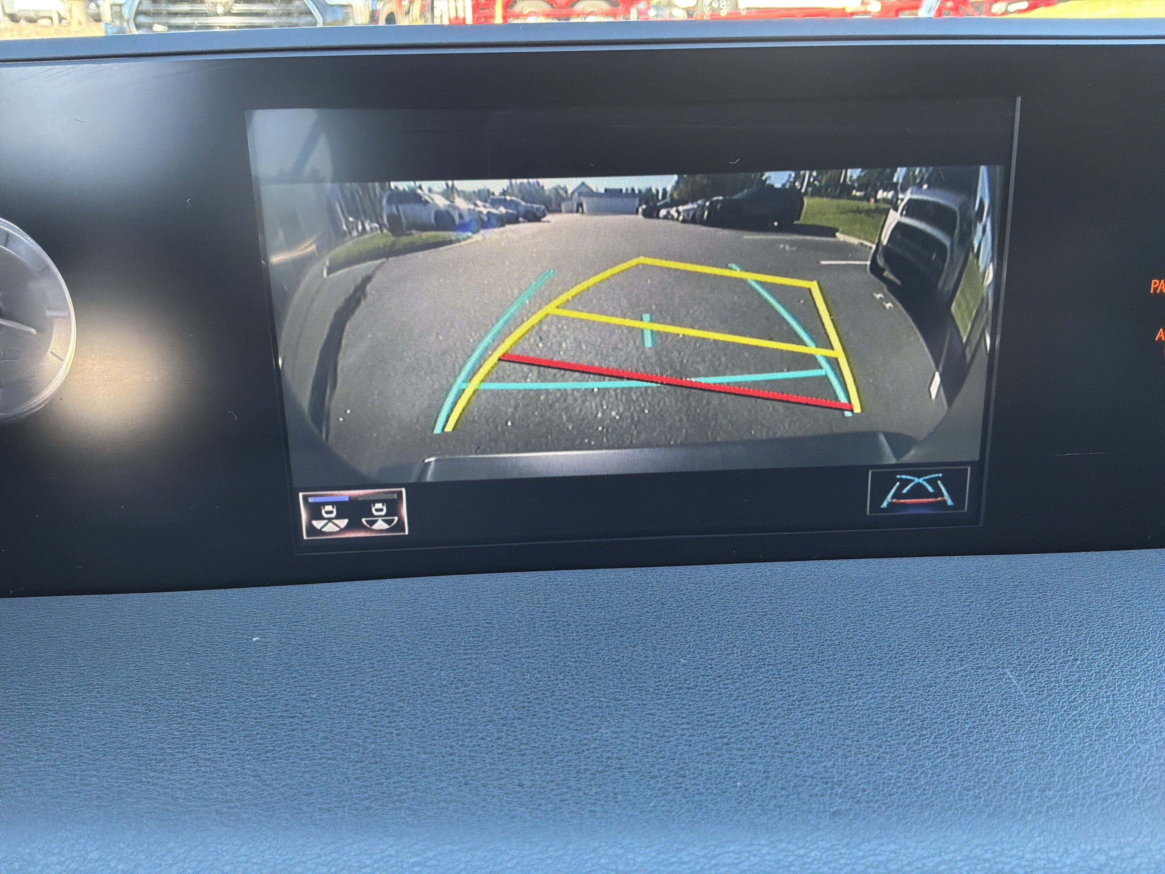 Used 2019 Lexus UX 200 w/ Accessory Package 2 FWD image 24