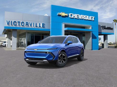 New 2025 Chevrolet Equinox EV LT image 8