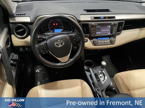 Used 2015 Toyota RAV4 Limited image 9