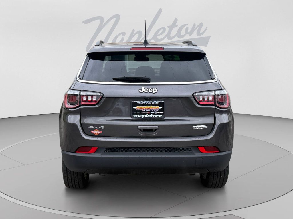 Certified 2023 Jeep Compass Latitude AWD/4WD image 4