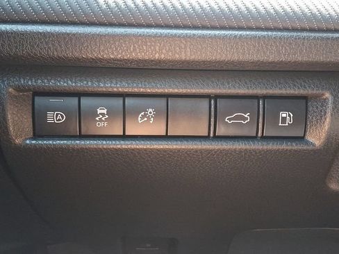 Used 2025 Toyota Camry SE FWD image 23