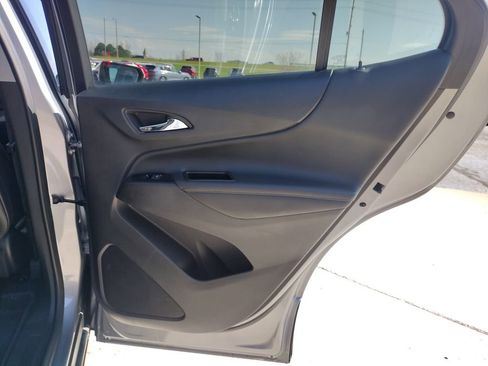 Used 2024 Chevrolet Equinox Premier AWD/4WD image 18