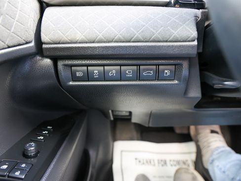 Used 2025 Toyota Camry XLE w/ Premium Plus Package FWD image 18
