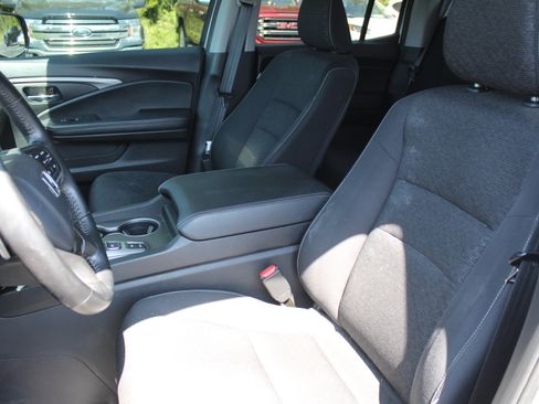 Used 2024 Honda Ridgeline Sport image 12