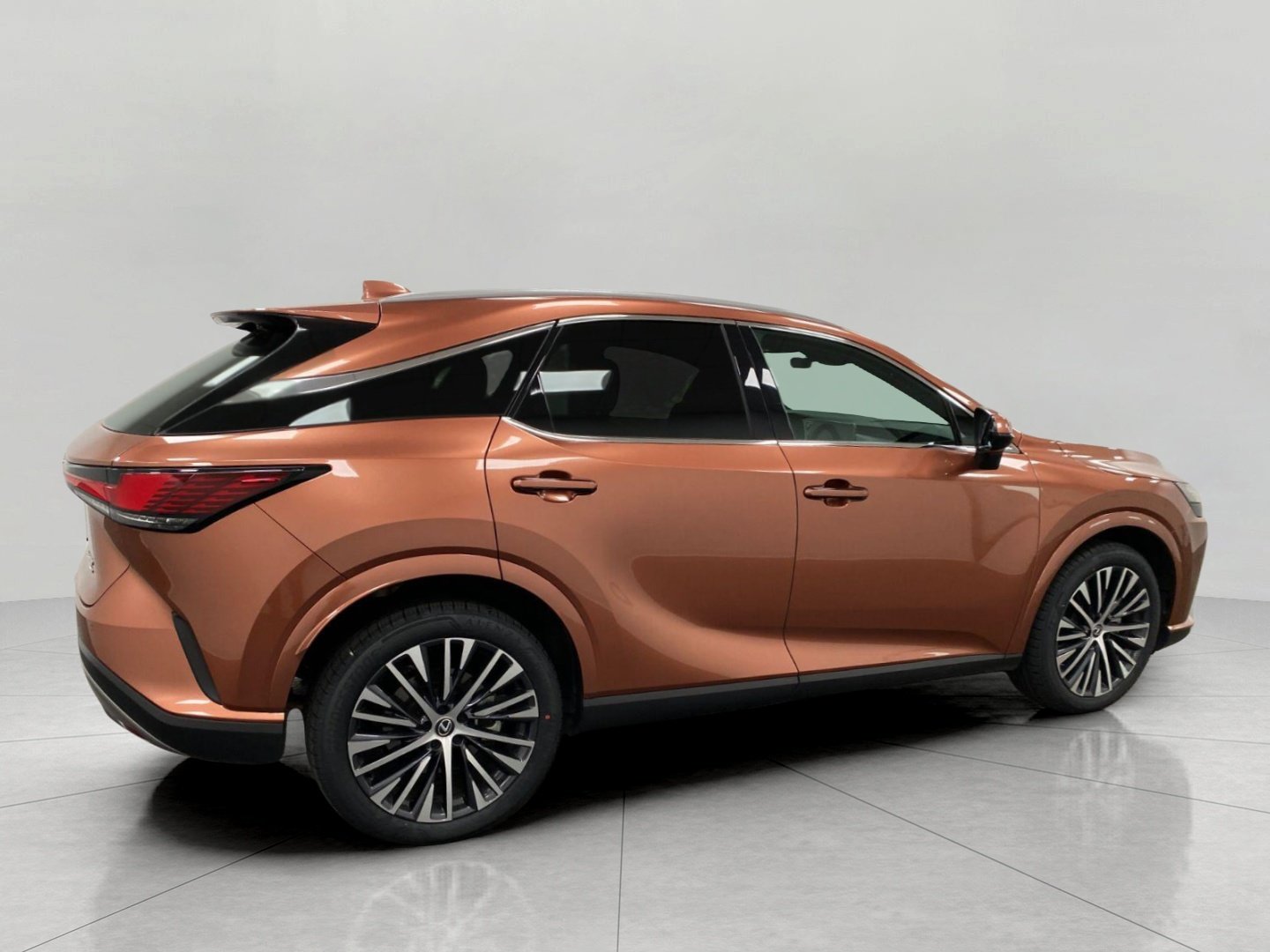 Used 2023 Lexus RX 350 Premium Plus w/ Accessory Package (Z1) AWD/4WD image 2
