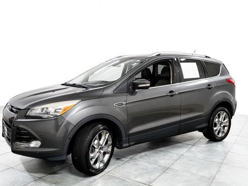 Used 2015 Ford Escape Titanium w/ Equipment Group 301A AWD/4WD image 4