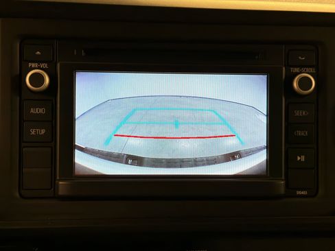 Used 2018 Toyota Tacoma SR w/ SR Convenience Package image 26