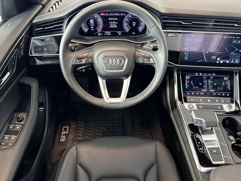 Used 2024 Audi Q8 Premium Plus w/ Premium Plus Package image 20