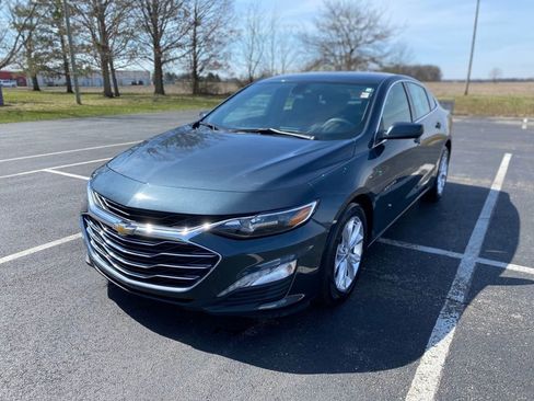 Used 2021 Chevrolet Malibu LT image 3