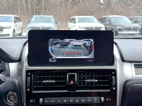 Used 2023 Lexus GX 460 Premium image 24