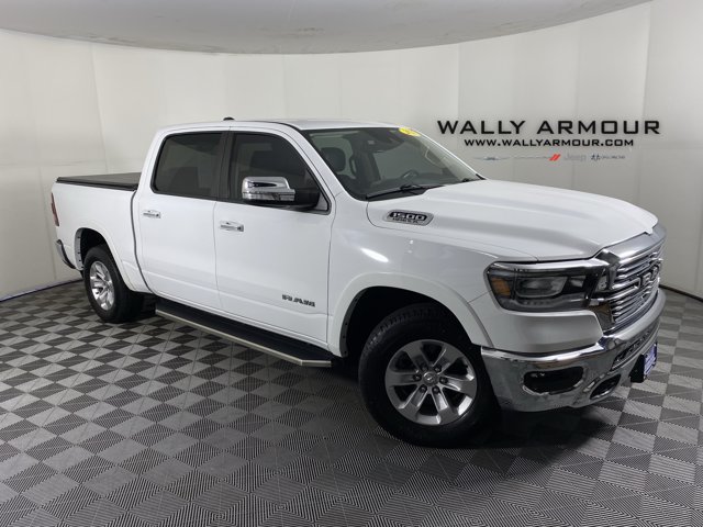 Used 2022 RAM 1500 Laramie AWD/4WD image 1