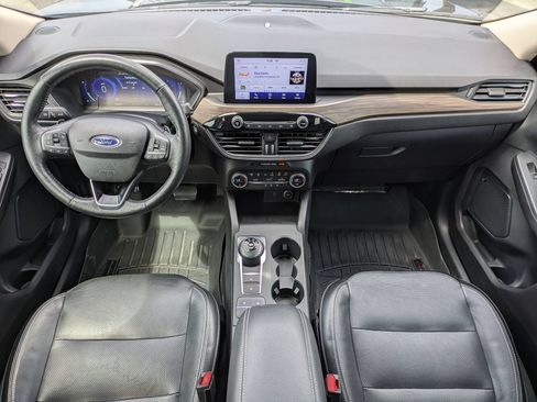 Used 2020 Ford Escape Titanium AWD/4WD image 18