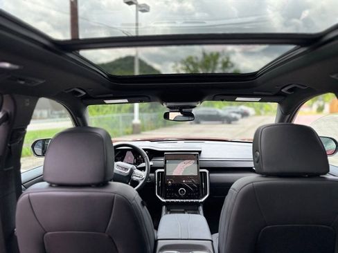 New 2025 GMC Acadia Elevation w/ Elevation Premium Package image 34