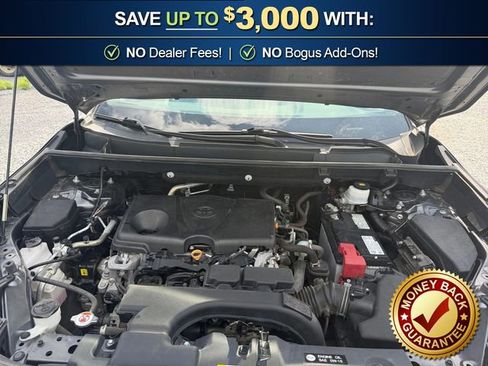 Used 2021 Toyota RAV4 XLE Premium AWD/4WD image 25