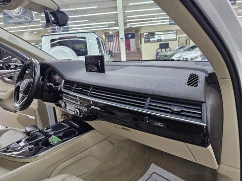 Used 2018 Audi Q7 3.0T Prestige AWD/4WD image 23