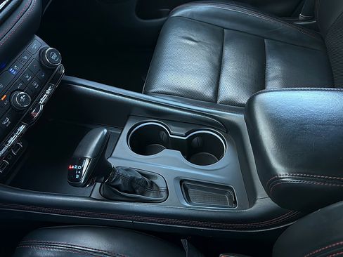 Used 2024 Dodge Durango GT AWD/4WD image 19