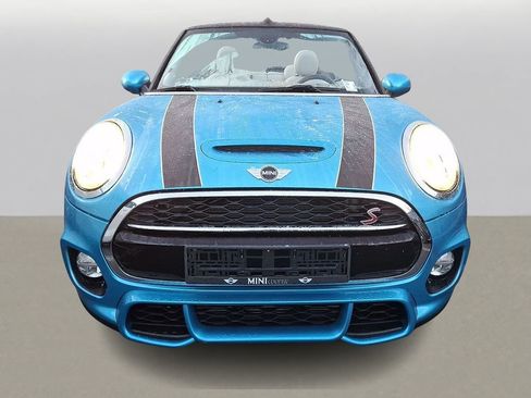 Used 2017 MINI Cooper S image 2