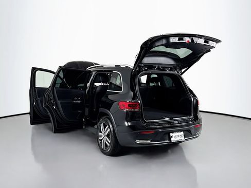 Used 2023 Mercedes-Benz EQB 300 4MATIC image 24