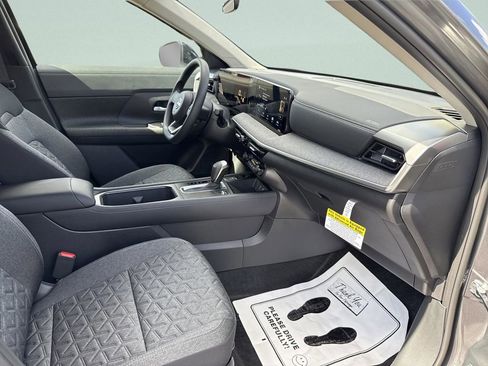 New 2026 Nissan Kicks SV w/ SV Premium Package FWD image 14