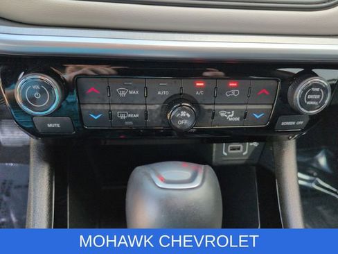 Used 2026 Jeep Compass Limited AWD/4WD image 18