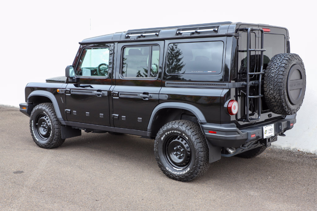 Used 2025 INEOS Grenadier Station Wagon AWD/4WD image 9