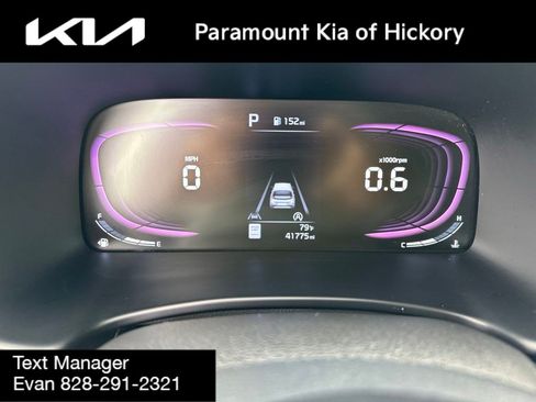 Used 2023 Kia Soul LX w/ Option Group 015 FWD image 28