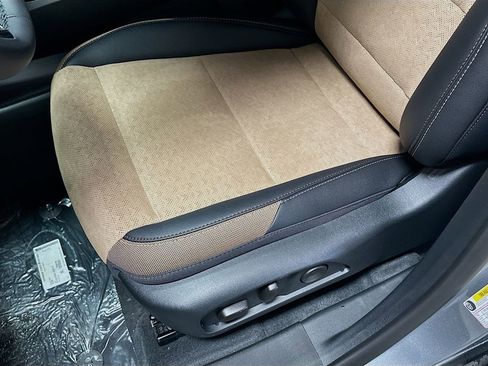New 2026 Chevrolet Equinox ACTIV FWD image 21