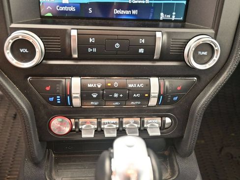 Used 2022 Ford Mustang GT Premium w/ Black Accent Package RWD image 25