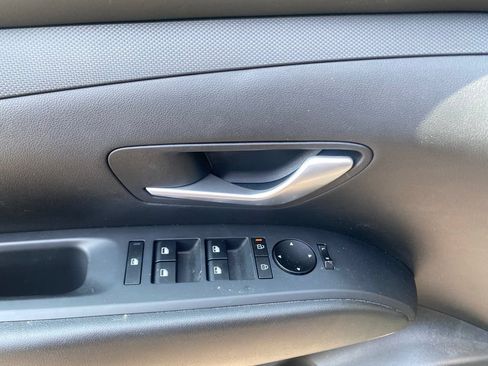 Used 2025 Hyundai Tucson SEL FWD image 13