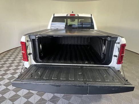 Used 2025 RAM 1500 Limited w/ Off Road Group AWD/4WD image 26