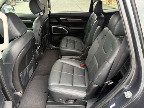 Used 2022 Kia Telluride EX w/ EX Premium Package AWD/4WD image 14