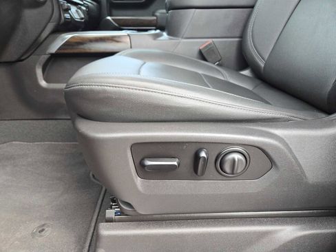 Used 2021 GMC Sierra 1500 SLT image 23