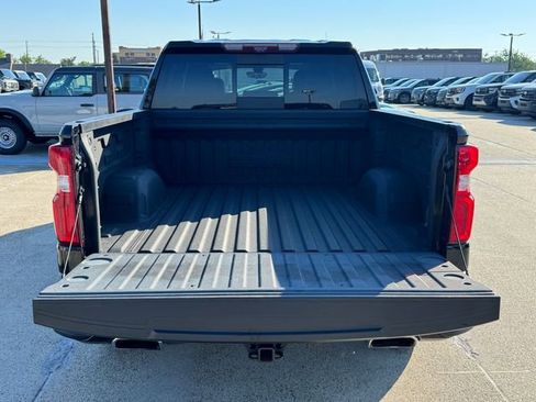 Used 2021 Chevrolet Silverado 1500 High Country w/ Technology Package AWD/4WD image 10