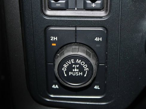 New 2025 Ford F150 Lariat w/ Equipment Group 501A Mid image 43