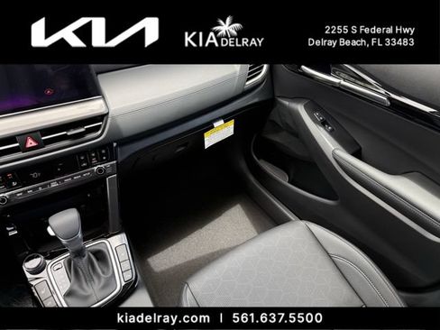 New 2026 Kia Seltos EX FWD image 13
