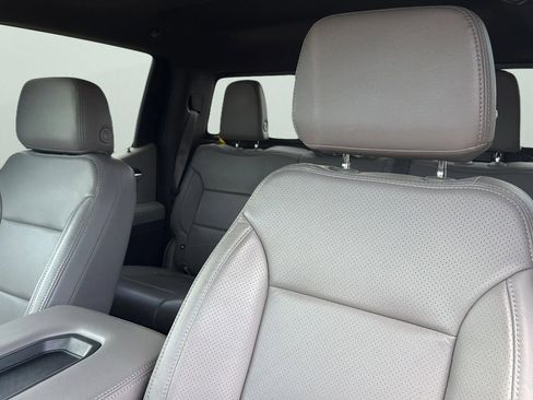 Used 2022 GMC Sierra 1500 SLE w/ Preferred Package AWD/4WD image 11