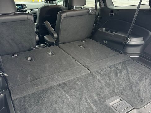 Used 2021 Honda Pilot Black Edition image 19