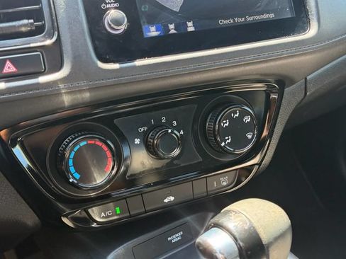 Used 2021 Honda HR-V Sport image 23