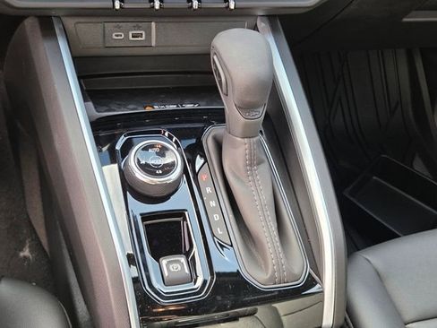 New 2026 Chevrolet Colorado Trail Boss AWD/4WD image 14