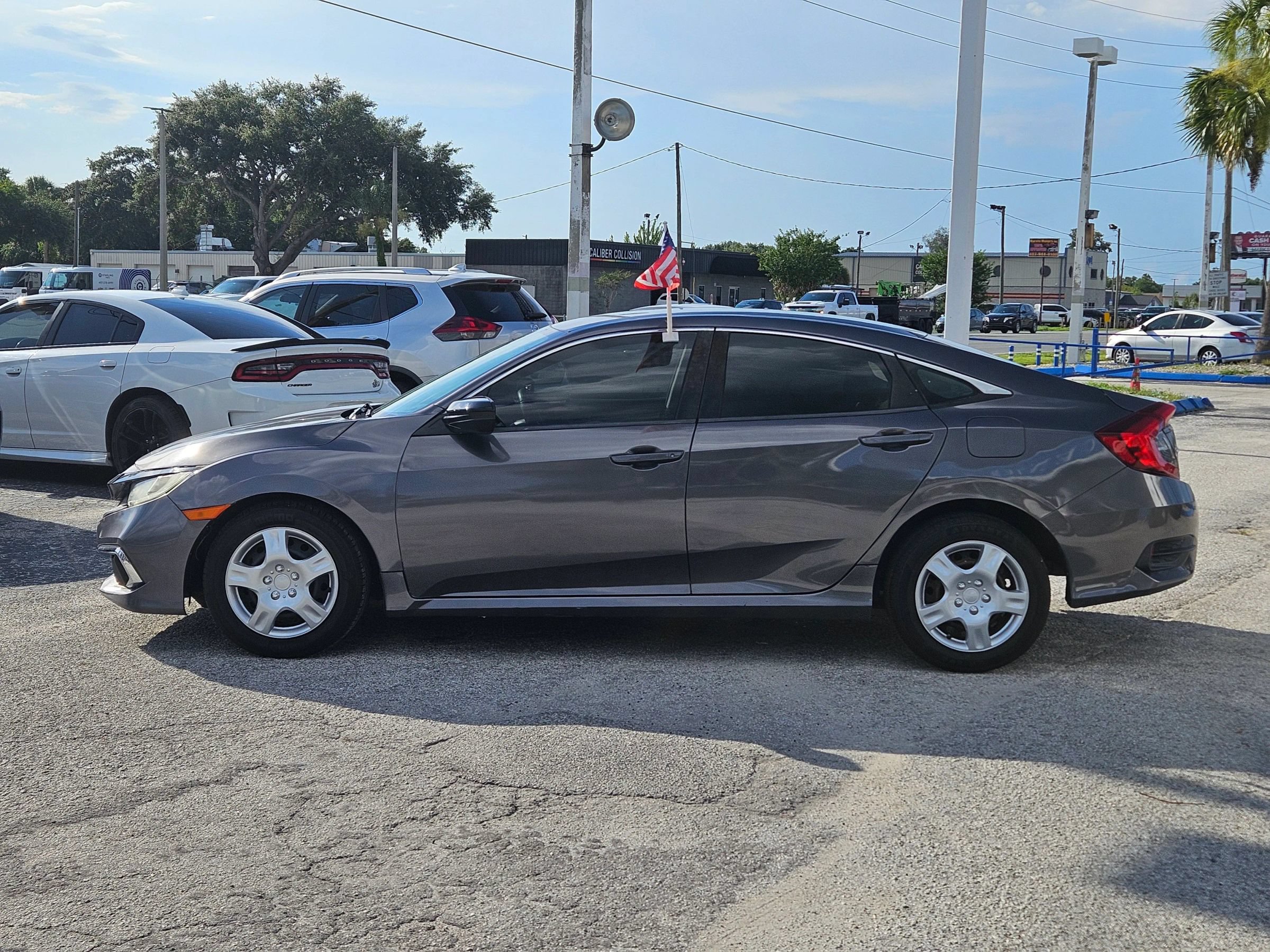 Used 2019 Honda Civic LX image 4
