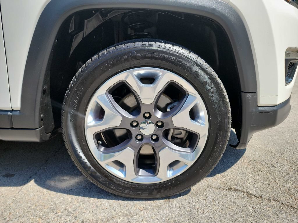 Used 2020 Jeep Compass Limited AWD/4WD image 12