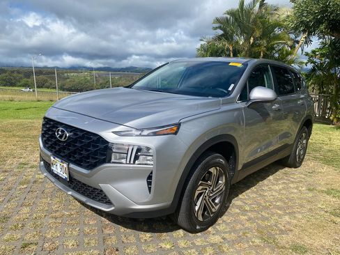 Used 2022 Hyundai Santa Fe SE w/ Cargo Package AWD/4WD image 3