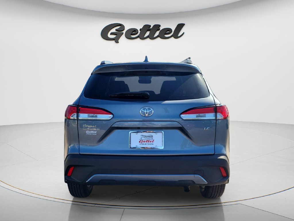 Used 2024 Toyota Corolla Cross LE w/ Moonroof Package FWD image 6