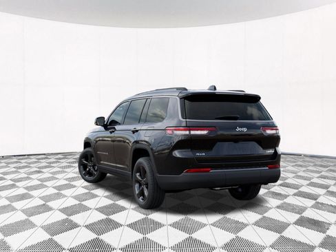 New 2026 Jeep Grand Cherokee L Limited AWD/4WD image 4